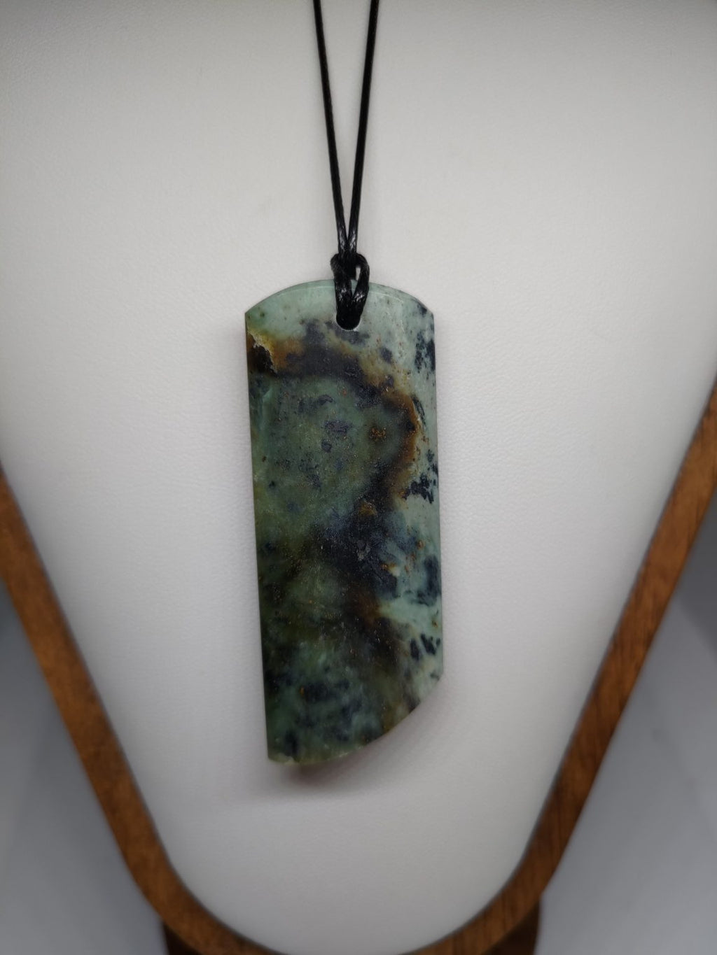 Pounamu Toki – Hand-Carved New Zealand Greenstone Adze 0006