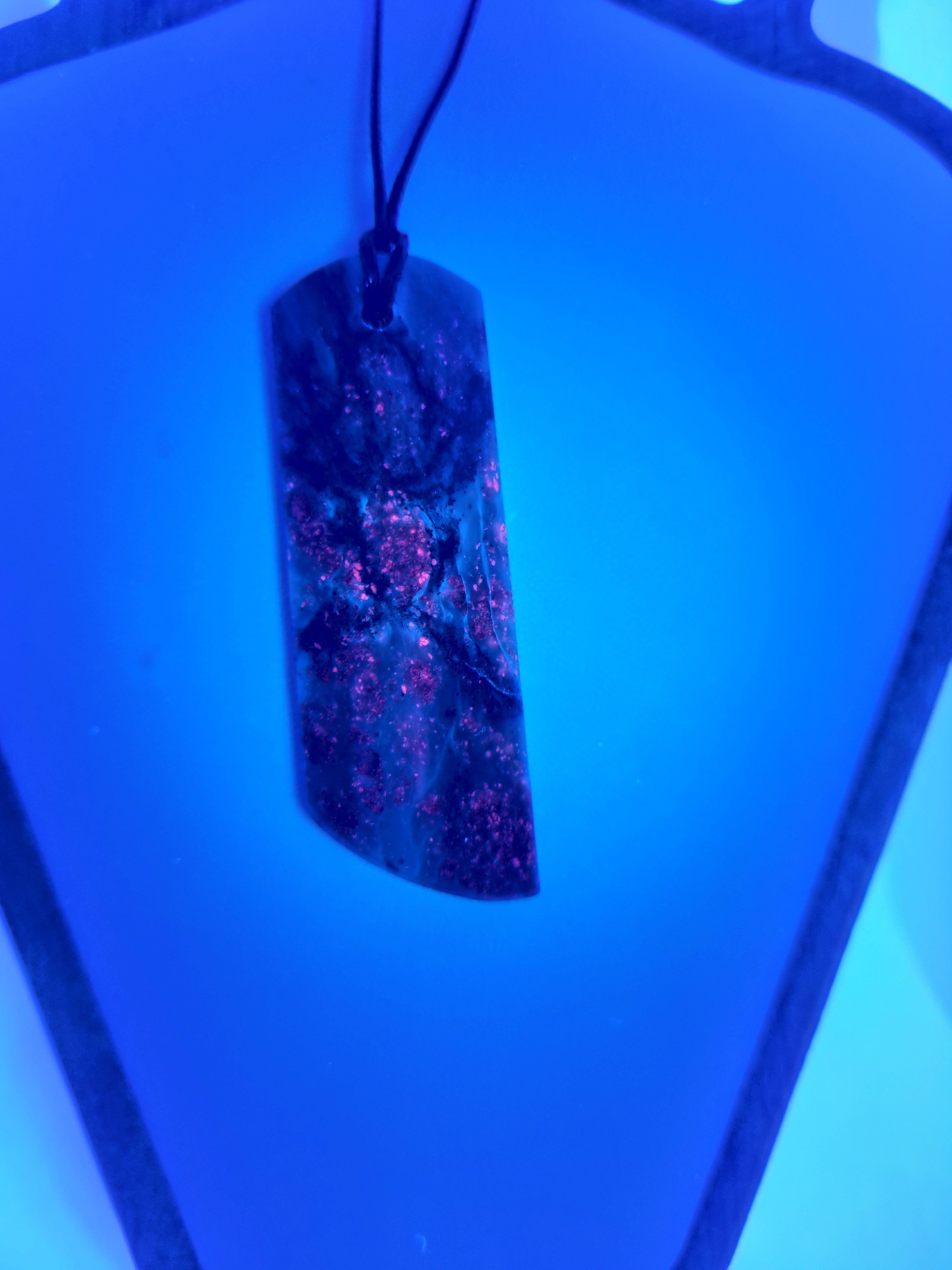 Goodletite – New Zealand Ruby Rock Hand Carved Pendant 0049