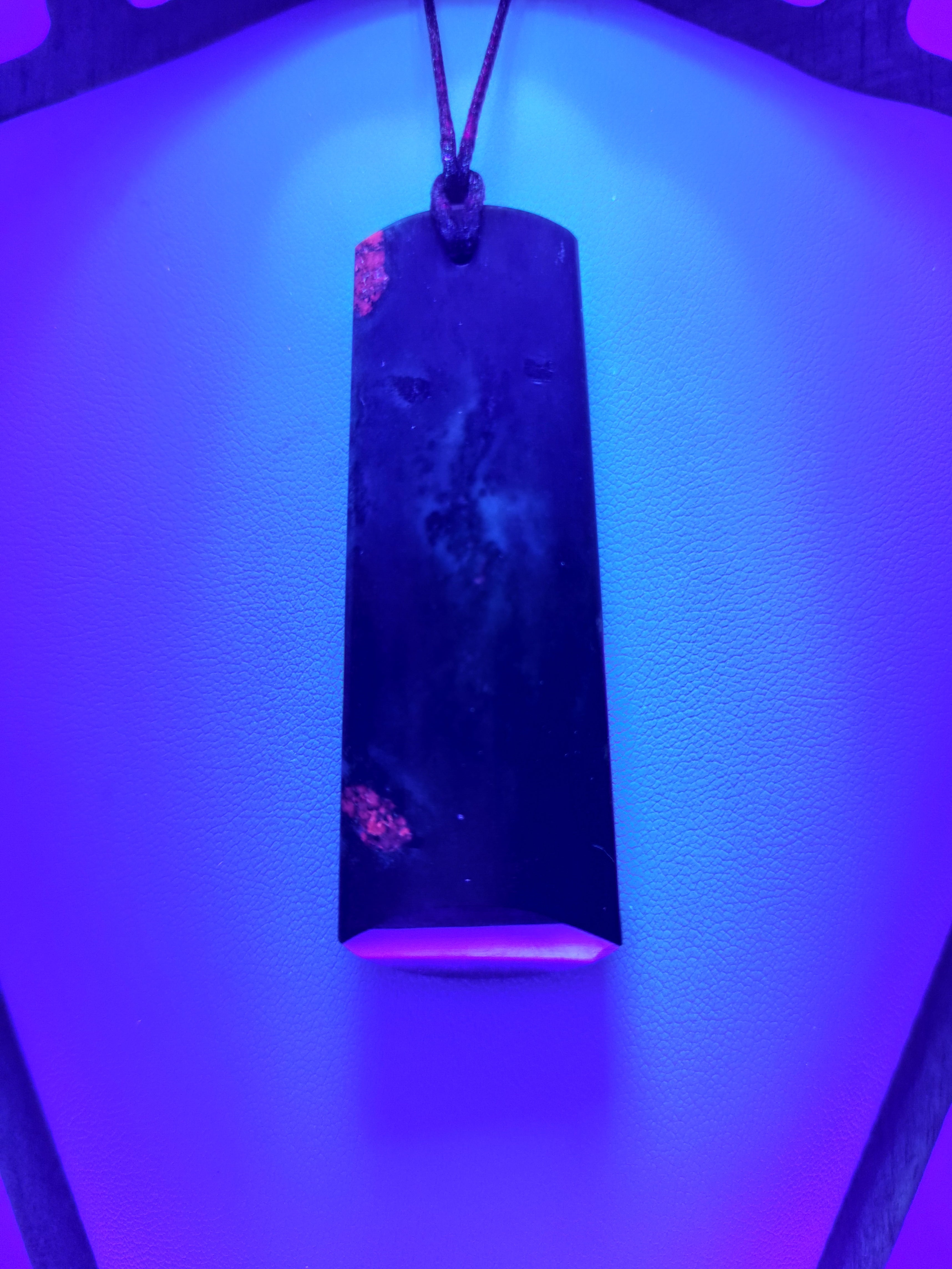 Goodletite – New Zealand Ruby Rock Hand Carved Pendant 0050