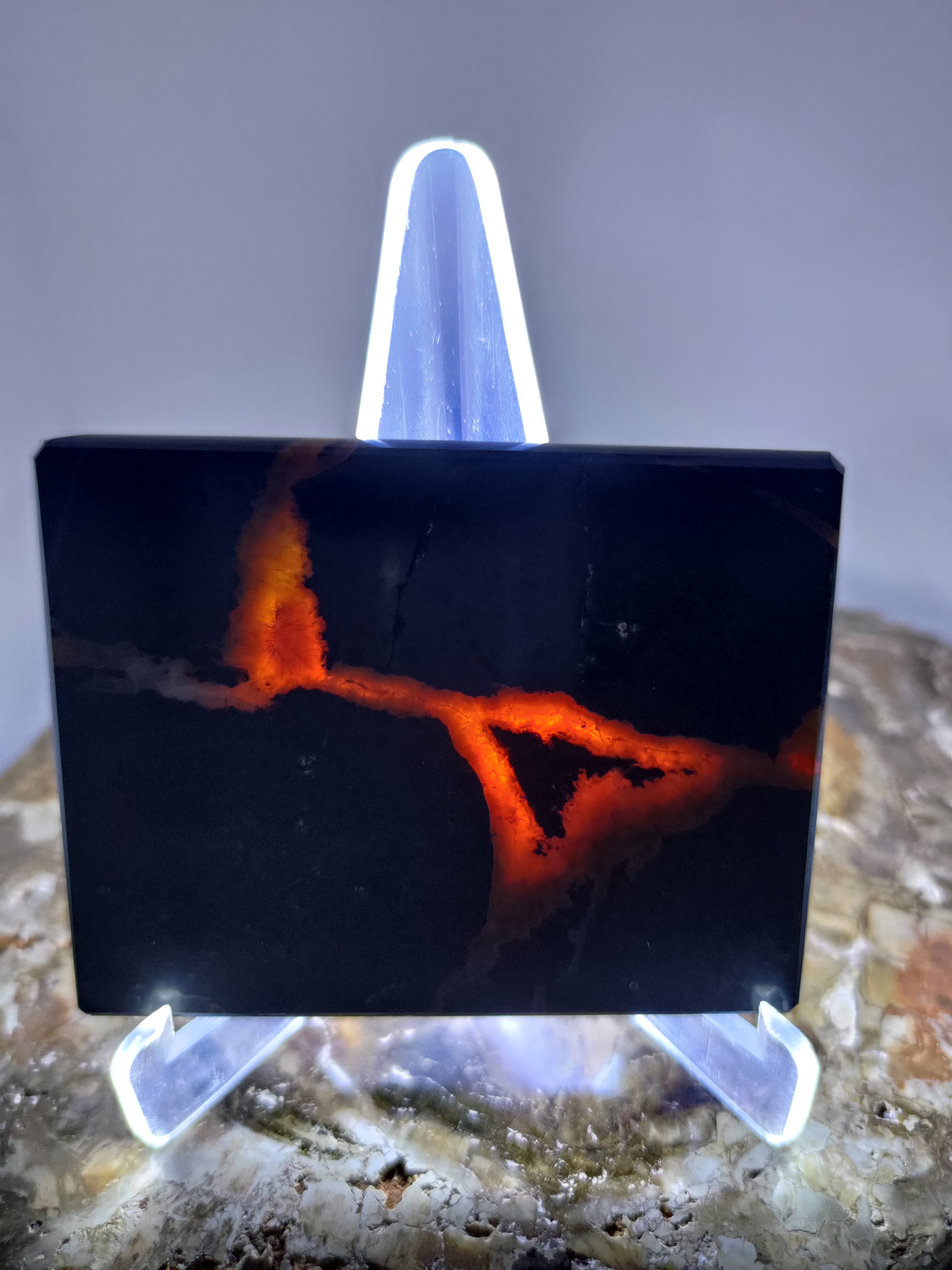 New Zealand Thunder Egg Polished Display Slab (small) Ref 0057