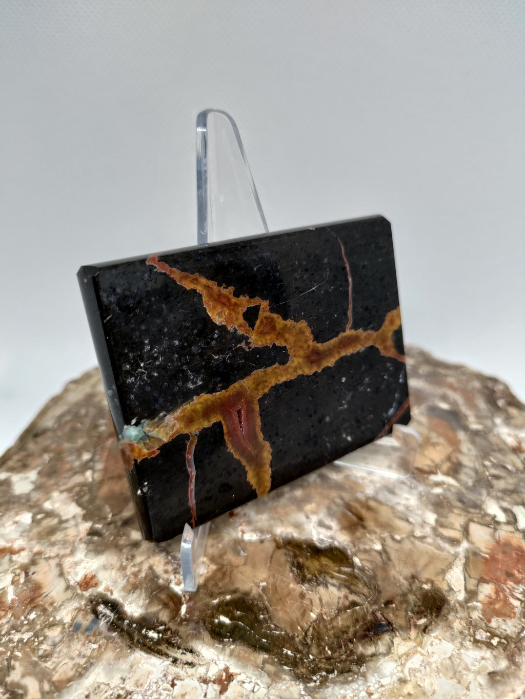 New Zealand Thunder Egg Polished Display Slab (small) Ref 0057