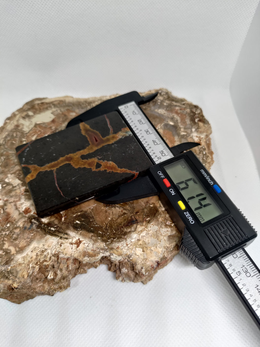 New Zealand Thunder Egg Polished Display Slab (small) Ref 0057