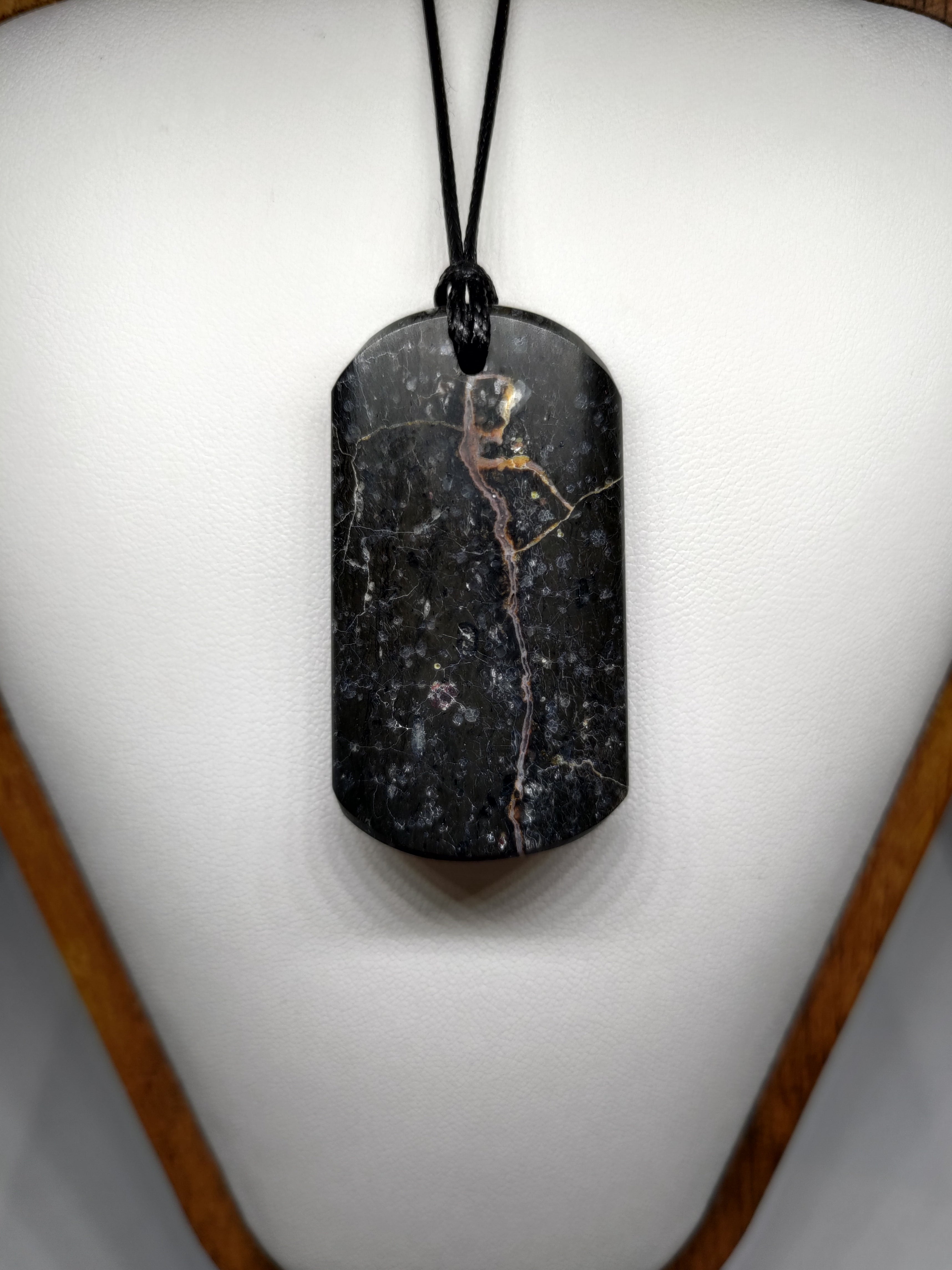 New Zealand Thunder Egg Necklace Ref 0013