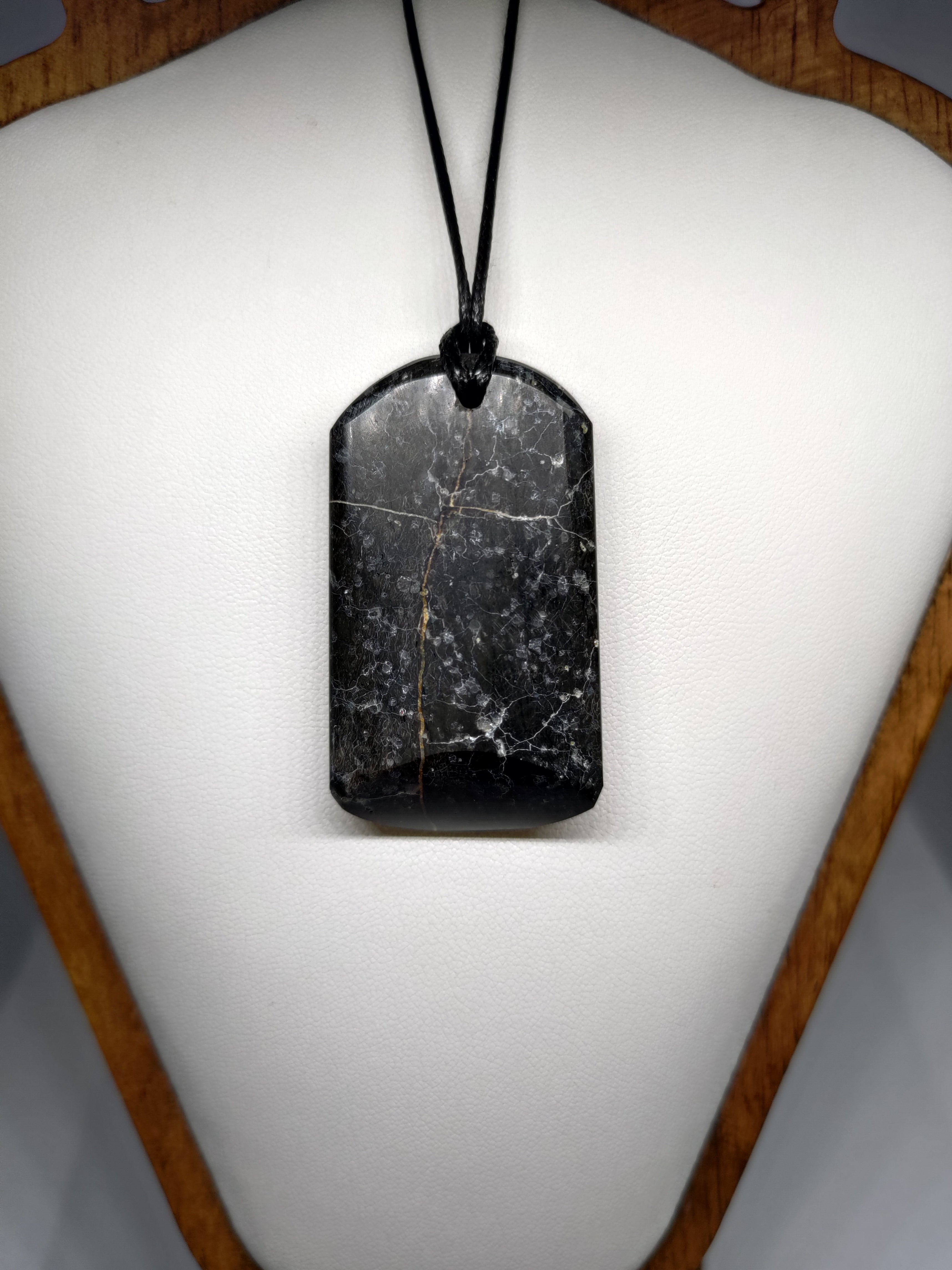 New Zealand Thunder Egg Necklace Ref 0013