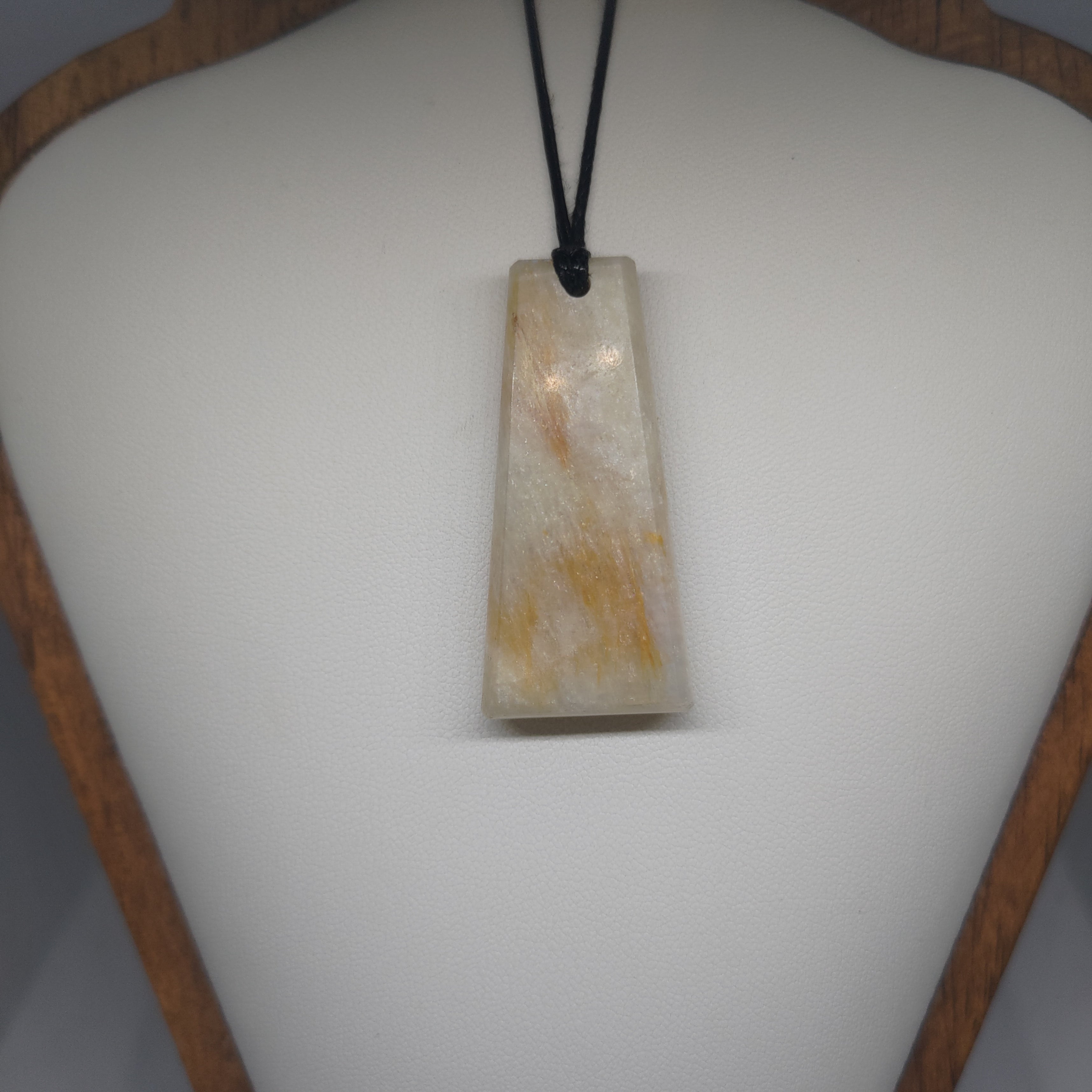 Hand Carved Moonstone Pendant 0074