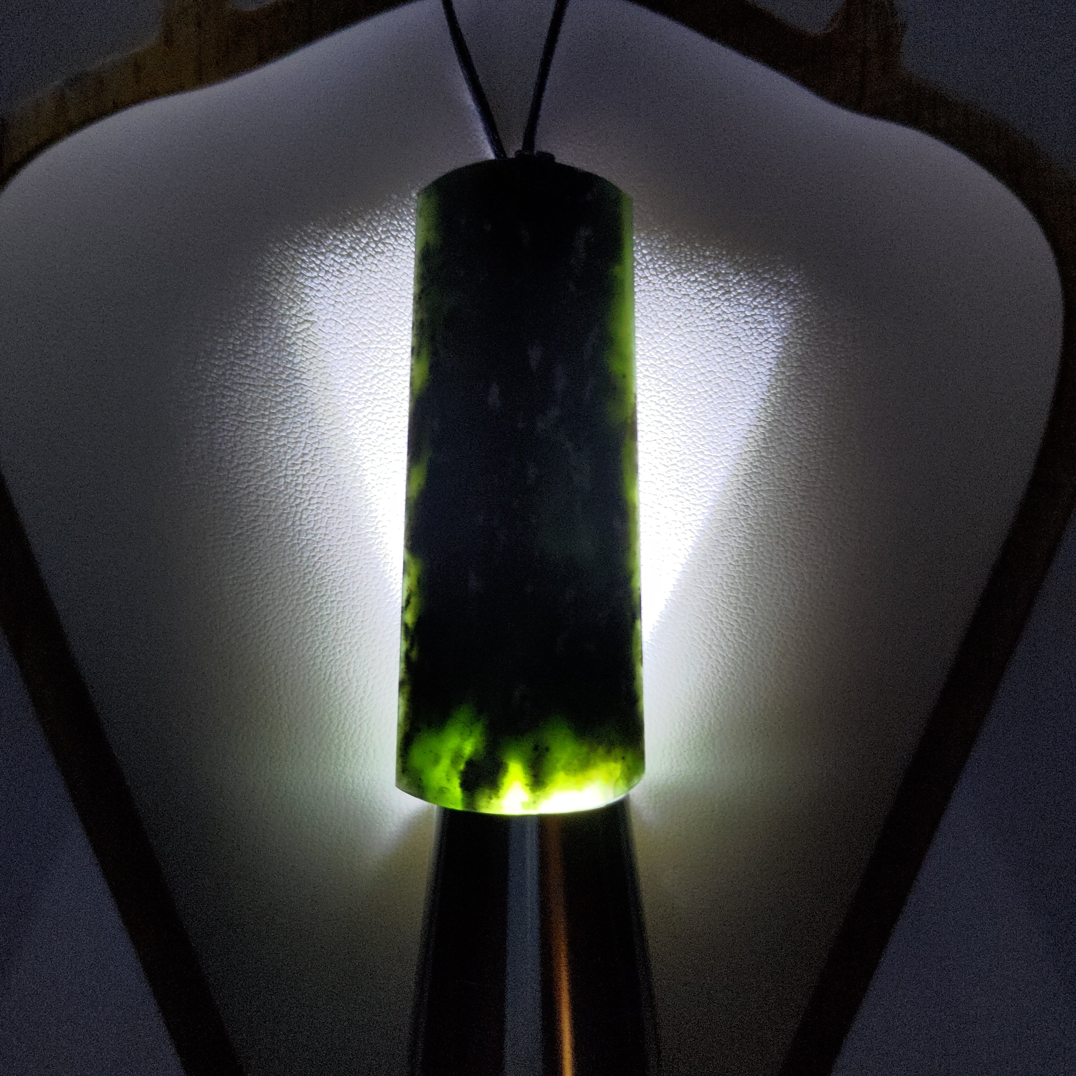 Pounamu Toki – Hand-Carved New Zealand Greenstone Adze 0091