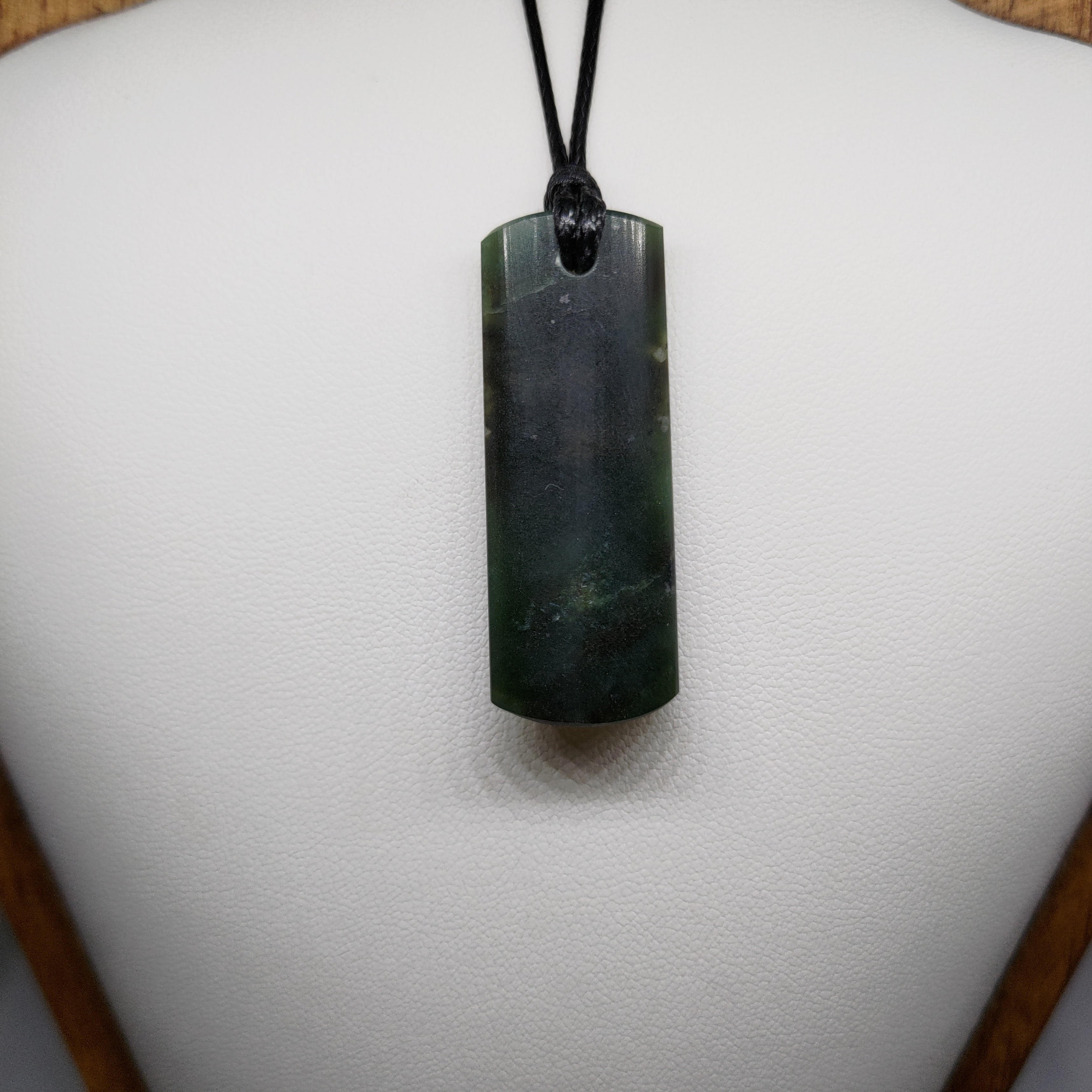 Pounamu Toki – Hand-Carved New Zealand Greenstone Adze 0093