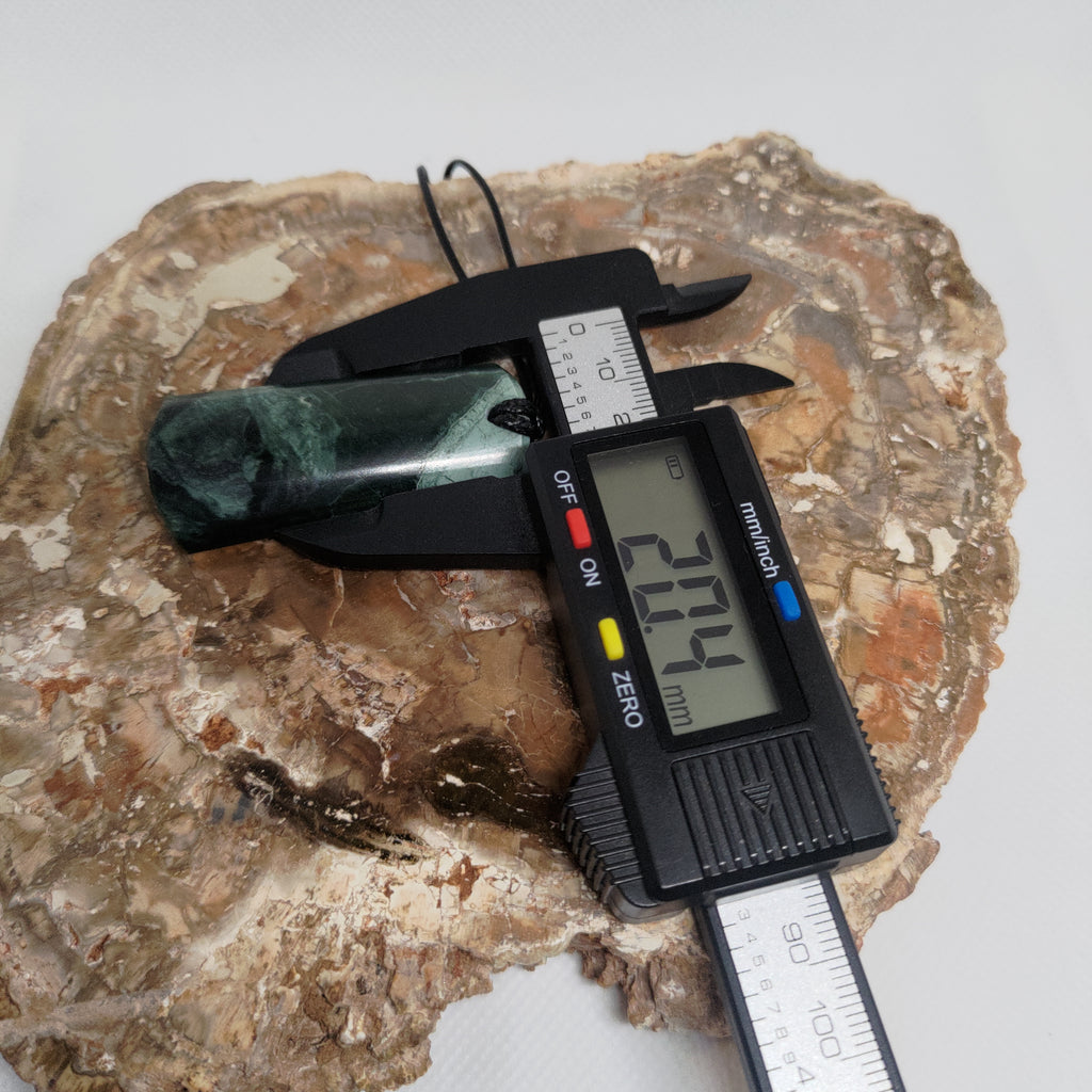 Pounamu Toki – Hand-Carved New Zealand Greenstone Adze 0016