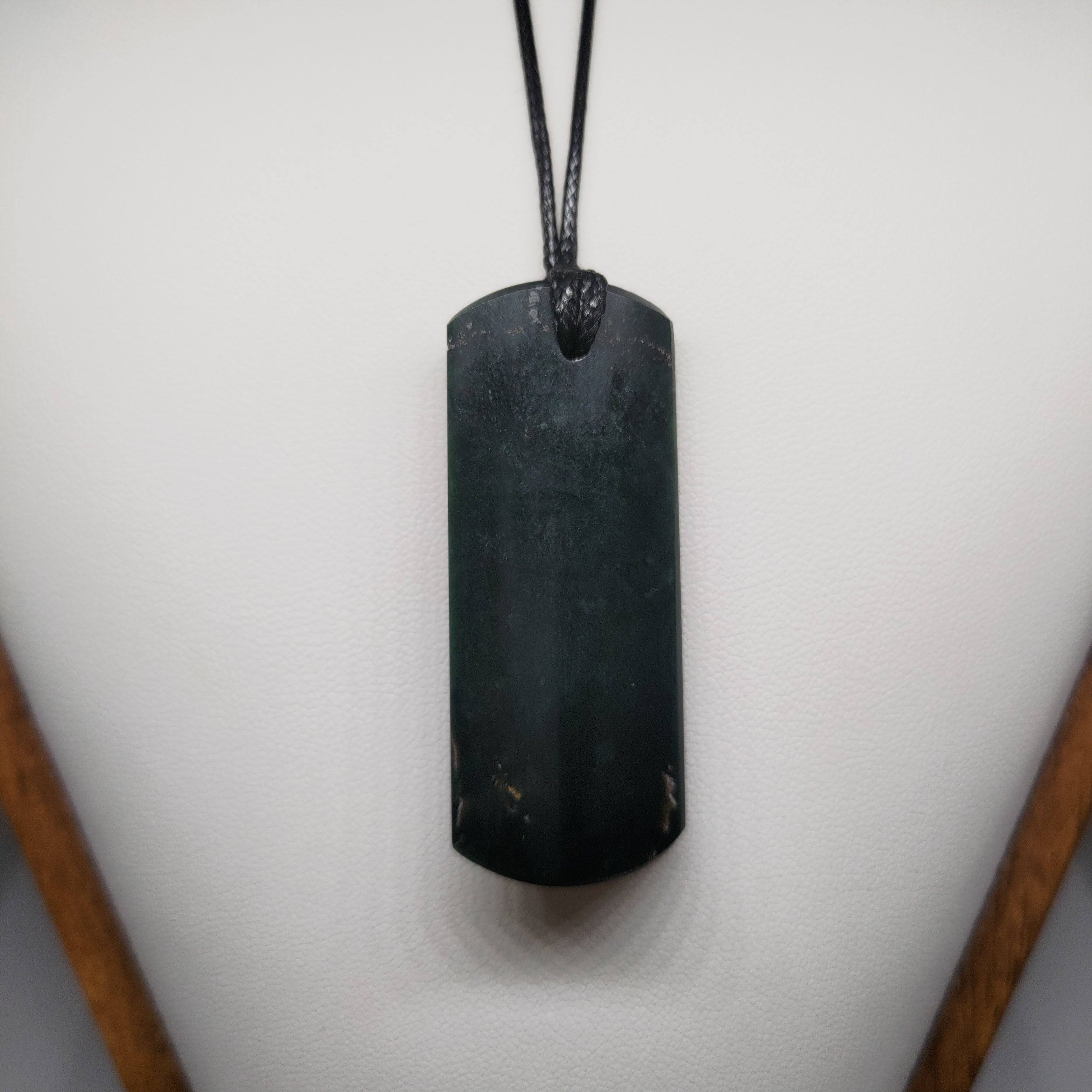 Pounamu Toki – Hand-Carved New Zealand Greenstone Adze 0109