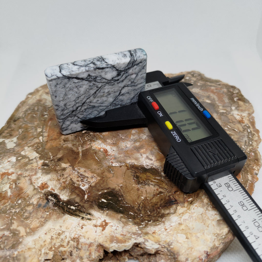 Hand Made New Zealand Howlite Display Slab (Small) Ref: 0115