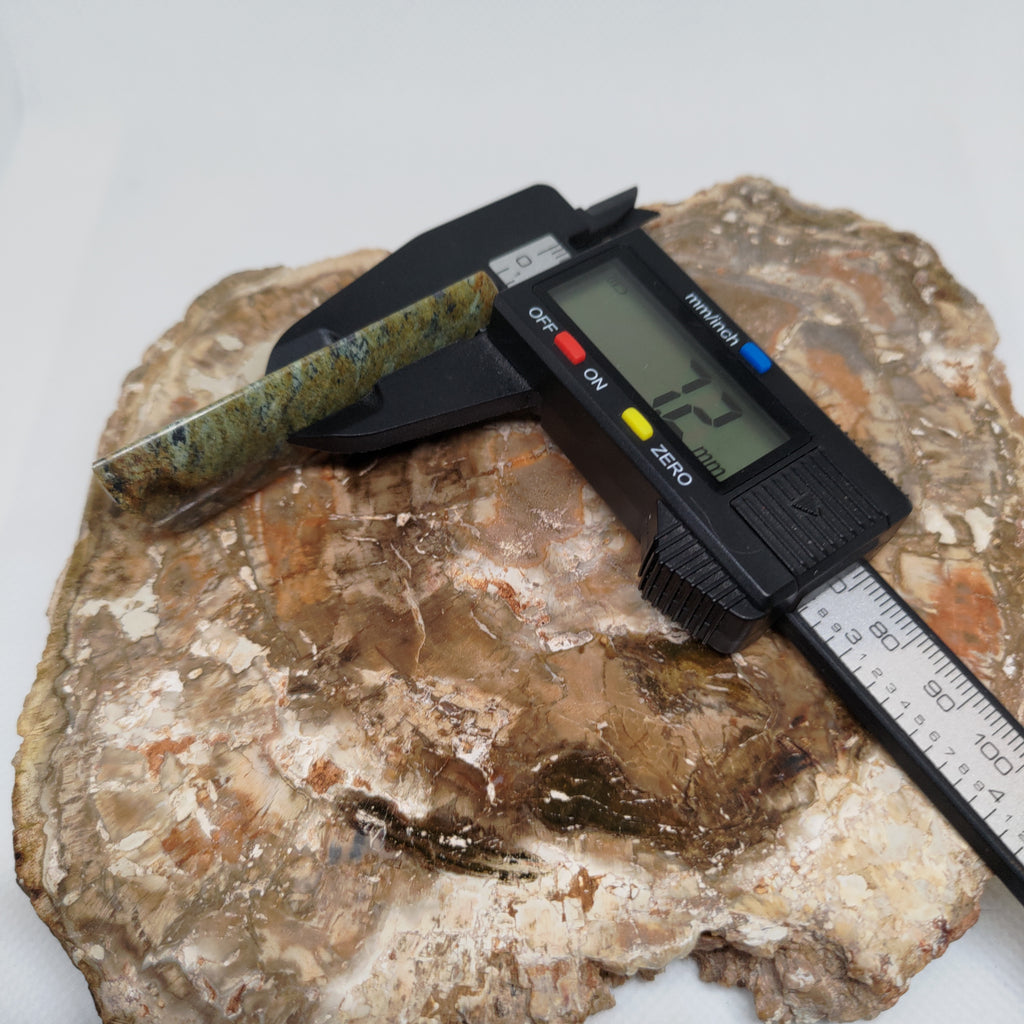Hand Made New Zealand Obay Stone Pendant Ref: 0127