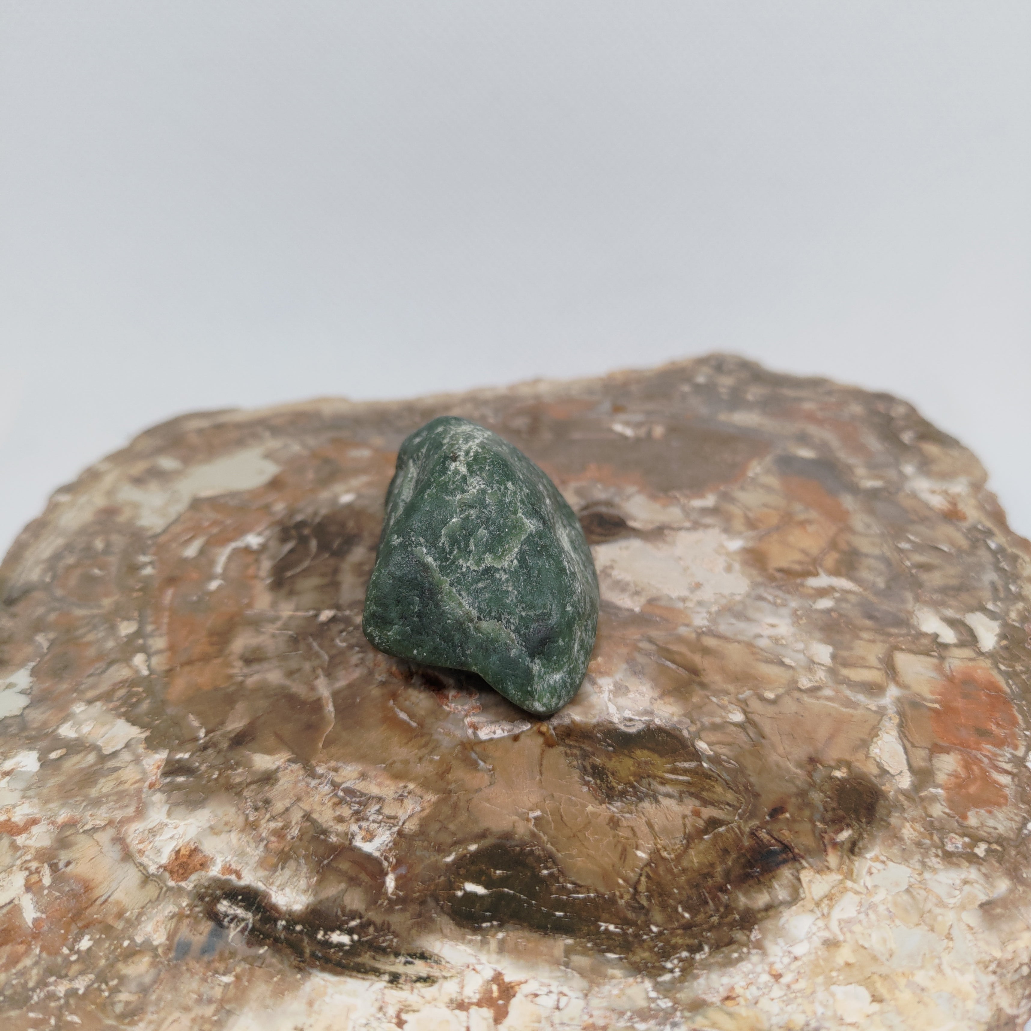 New Zealand flower Pounamu Specimen (Small) Ref: 0146