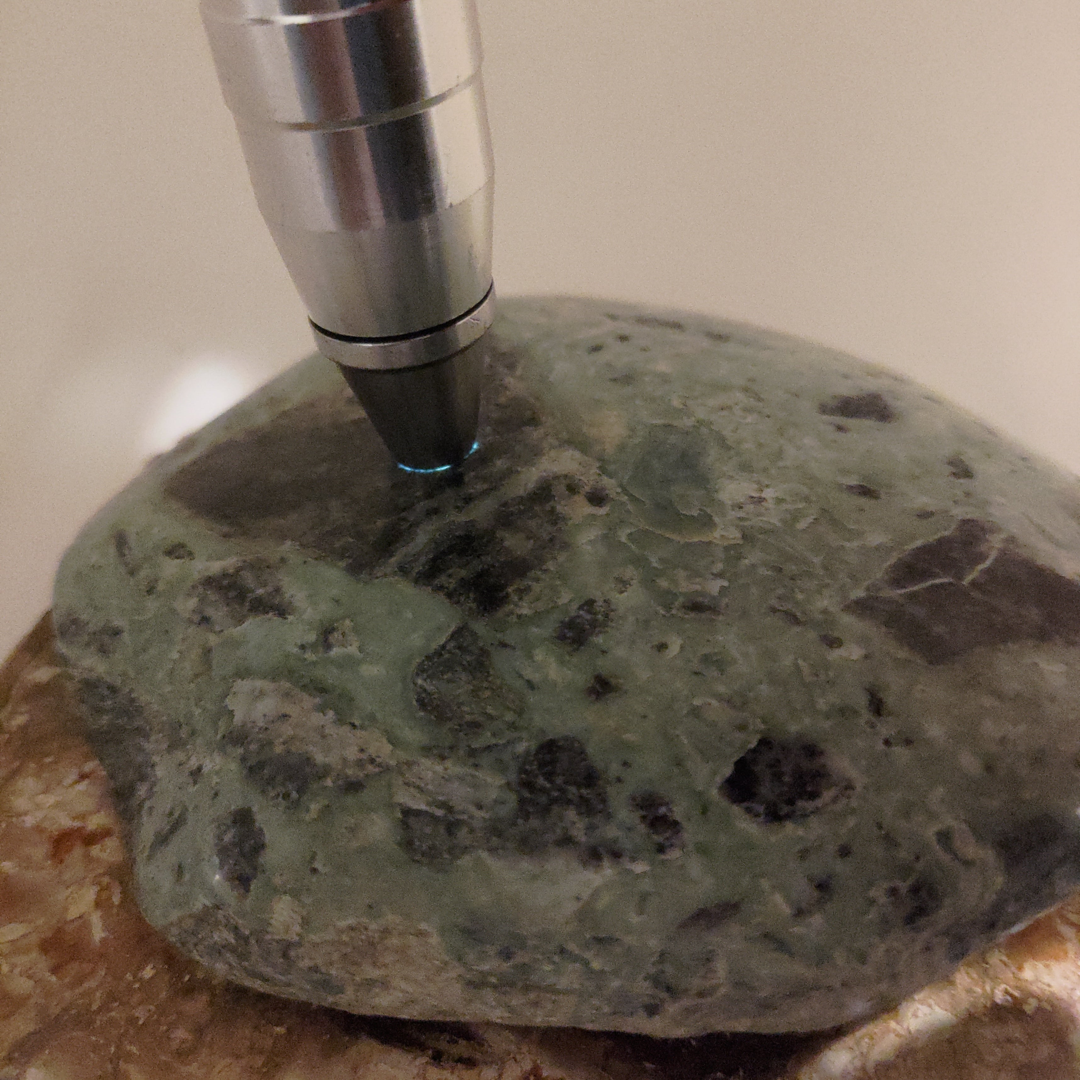 New Zealand Pounamu Specimen High Shine Polish On One Side Ref: 0153