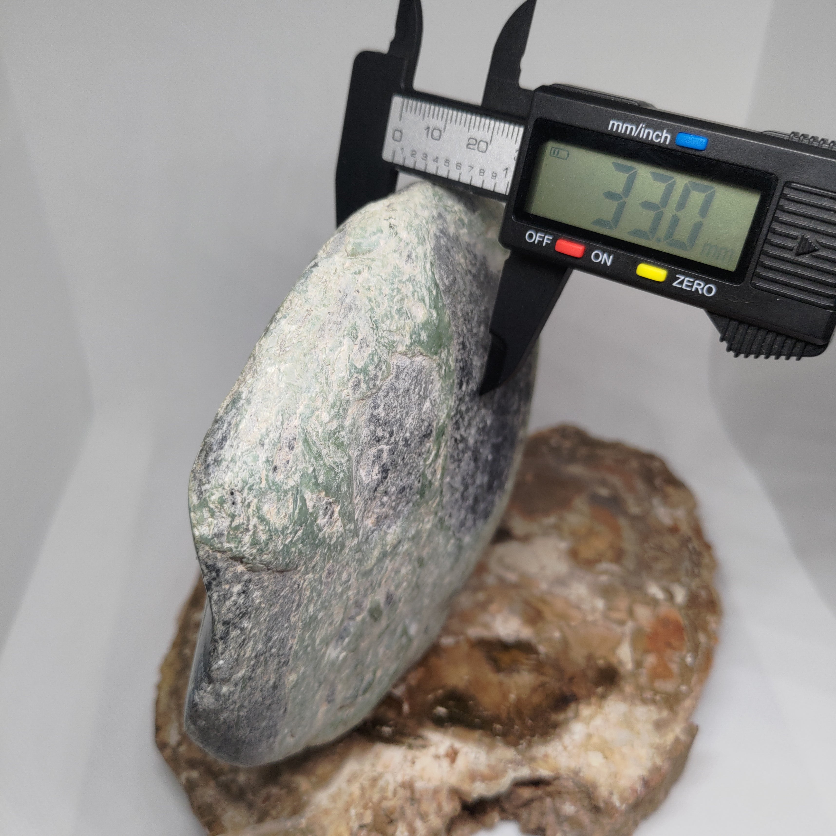 New Zealand Pounamu Specimen High Shine Polish On One Side Ref: 0153
