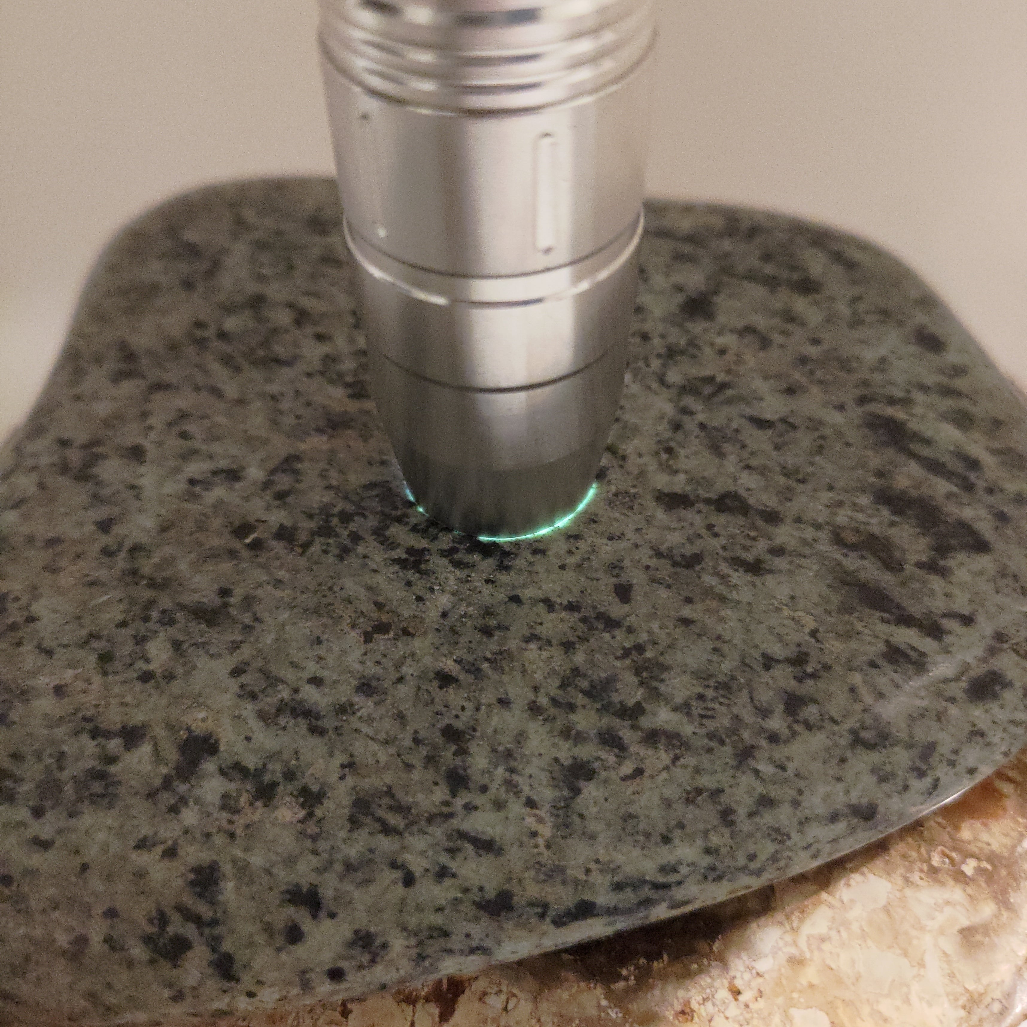 New Zealand Pounamu Specimen High Shine Polish Ref: 0154